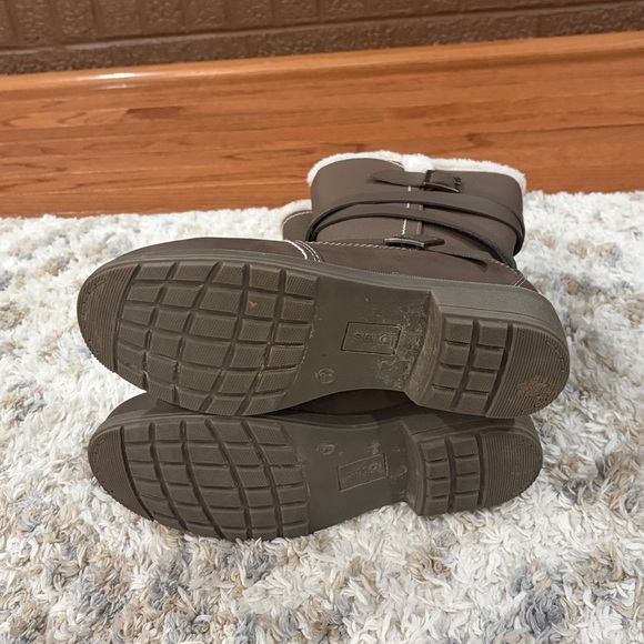 Totes Diedre Brown Boots - Picture 5 of 6